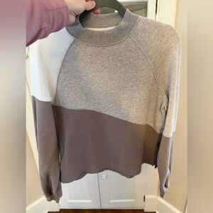 Abercrombie & Fitch Soft A&F Collection Colorblock Sweatshirt Size Small